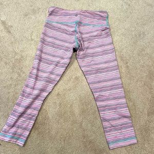 Lululemon Cyber stripe pink wunder under size 8